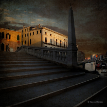 n_harasz_venice_canal_ponte_stairs
